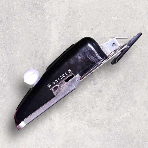 Vintage Domestic Magic Key Buttonhole Worker Attachment Set Templates & Manual - Picture 10 of 16